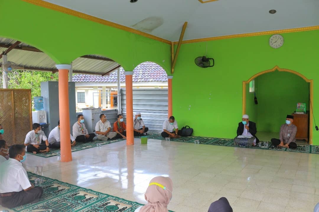 KEGIATAN PEMBINAAN SPIRITUAL (IMTAQ) UNTUK SEMUA PEJABAT DAN STAF LINGKUP RSJMS
